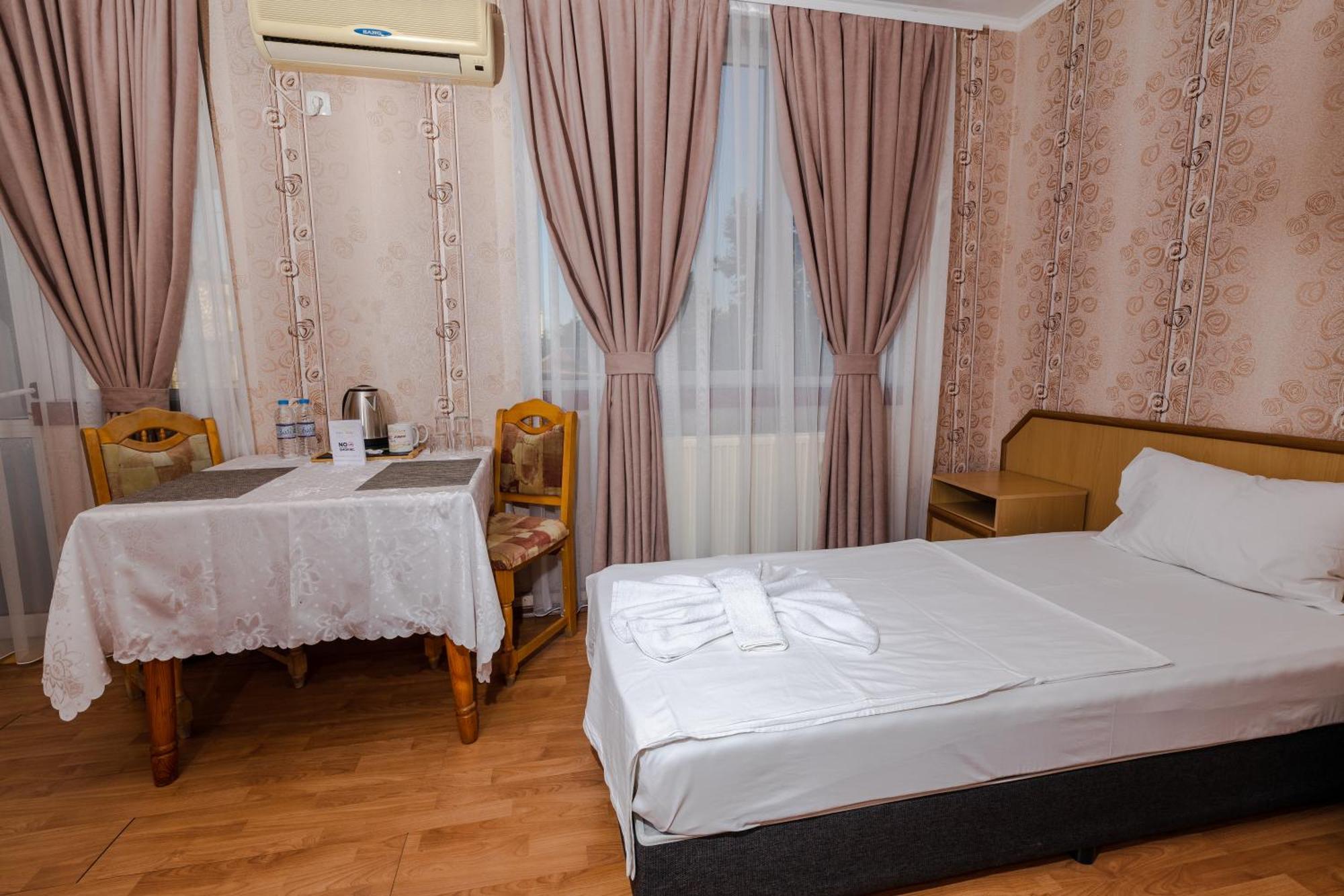 Hotel Kibor Gulubovo  Exterior photo